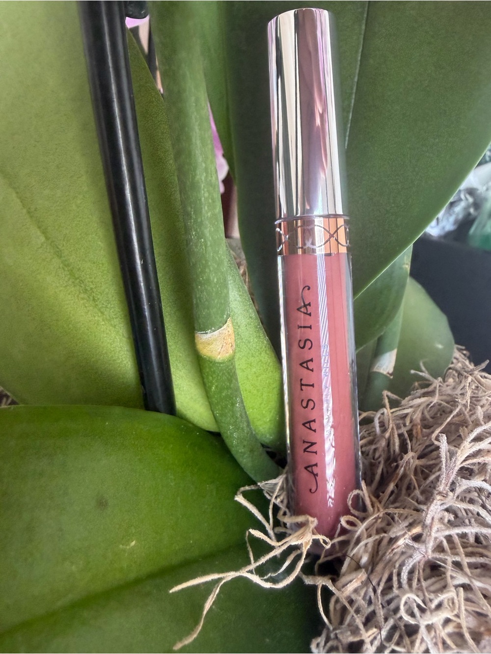 Anastasia Beverly Hills Liquid Lipstick - Mauve Pink - Picture 2 of 3